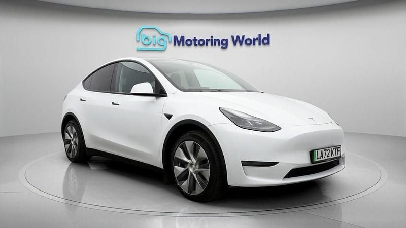 Used Tesla Model Y Long Range AWD 378 kW (514 HP) 2023 White SUV