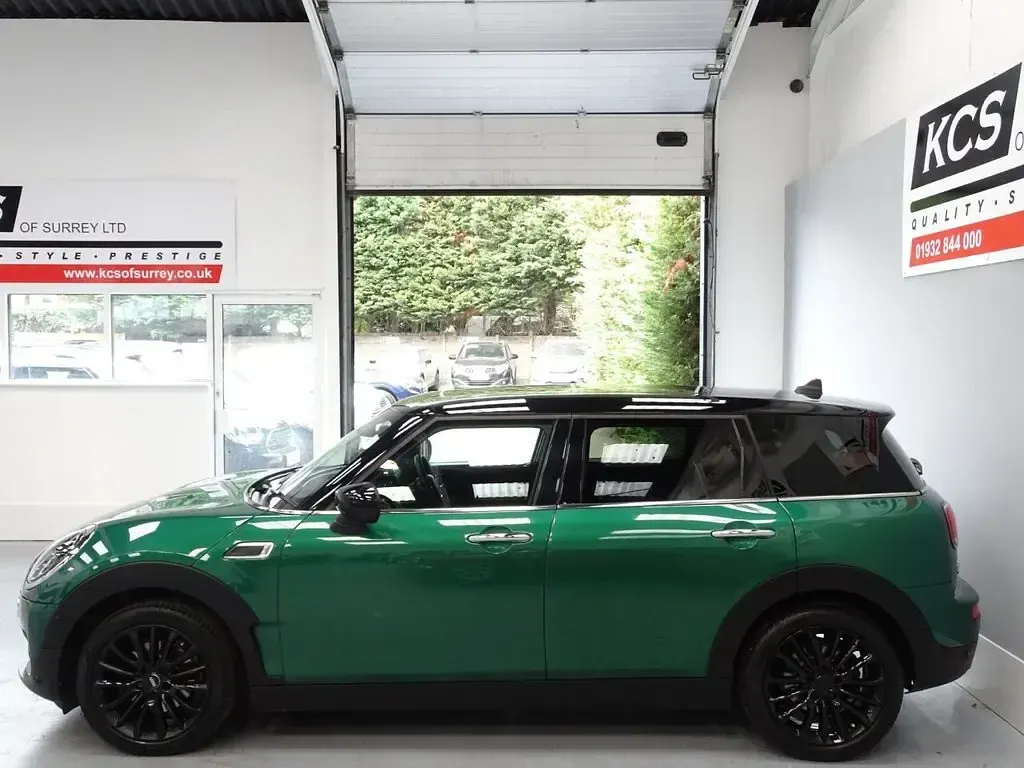 Used Mini Cooper Clubman Classic 136 HP (100 kW) 2023 Green Estate