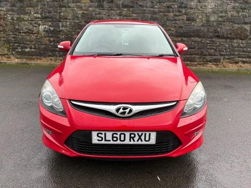 Used Hyundai i30 Edition 124 HP (91 kW) 2010 Red Hatchback