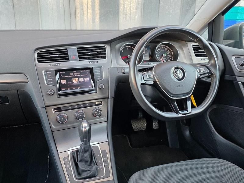 Begagnad VW Golf VII SE 2013 Grå Halvkombi
