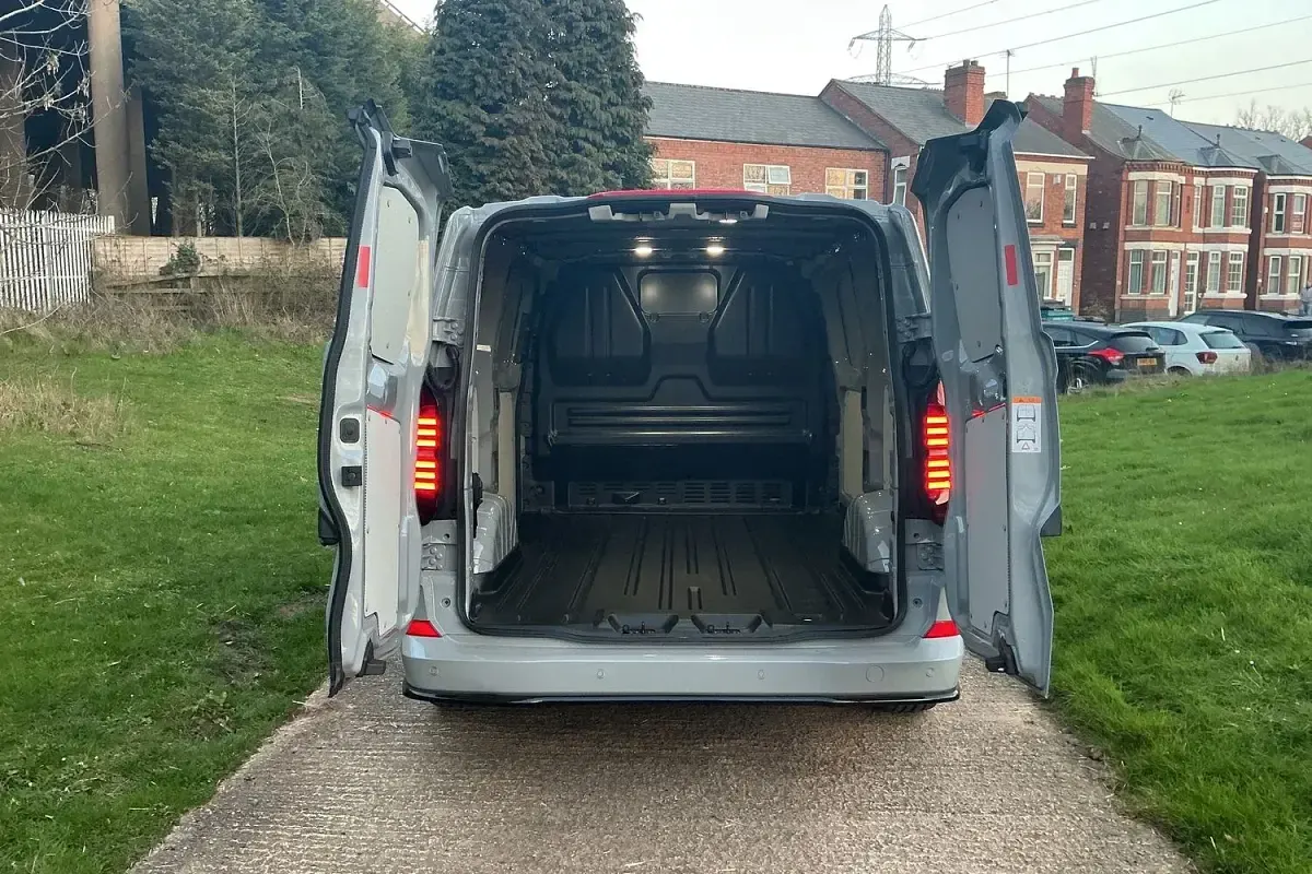 Usado VW Transporter Pro 2026 Cinzento Van