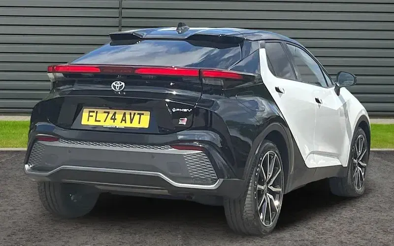 Used Toyota C-HR Sport 223 HP (164 kW) 2026 SUV