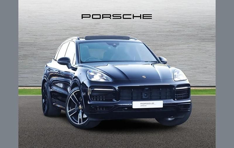 Used Porsche Cayenne Platinum Edition 456 HP (335 kW) 2022 Black SUV