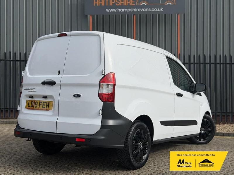 Used Ford Transit Trend 75 HP (55 kW) 2019 White Van