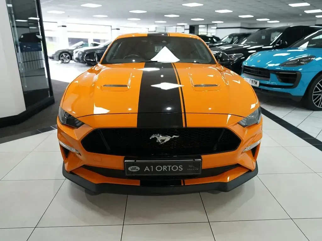 Used Ford Mustang GT Fastback 450 HP (330 kW) 2019 Orange Coupe
