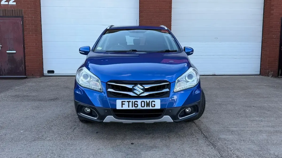 Used Suzuki SX4 SZ5 120 HP (88 kW) 2015 Blue Hatchback
