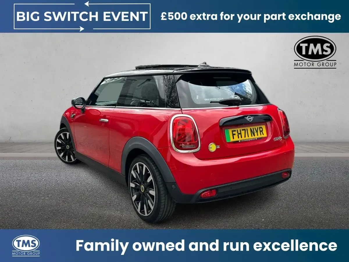 Używany Mini Cooper SE Hatch 33 kW (45 KM) 2022 Czerwony Hatchback
