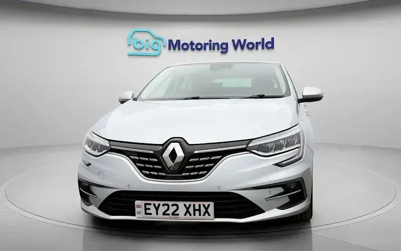 Used Renault Mégane IV Iconic 160 HP (117 kW) 2022 Grey Hatchback