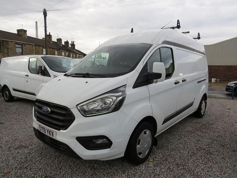 White Used 2019 Ford Transit Custom Trend Van | £14,950 (Fair price) - Image 1/4