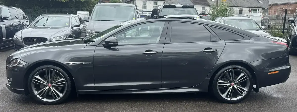 Used Jaguar XJ R-Sport 300 HP (220 kW) 2018 Grey Sedan