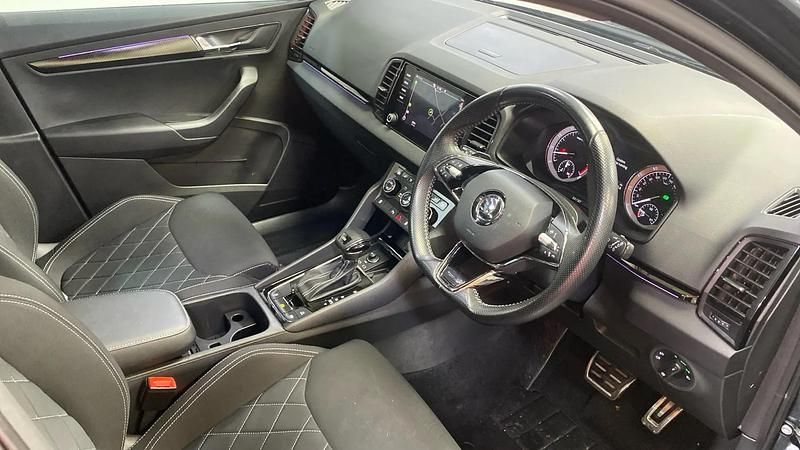 Used Skoda Karoq SportLine 150 HP (110 kW) 2020 Grey SUV