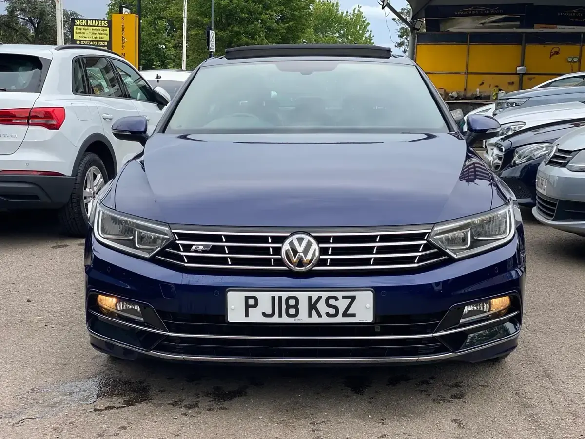 Used VW Passat R-line 2018 Blue Sedan