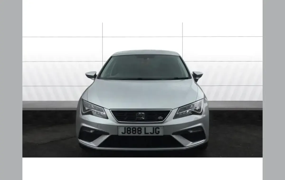 Used Seat Leon FR 150 HP (110 kW) 2017 Silver Hatchback