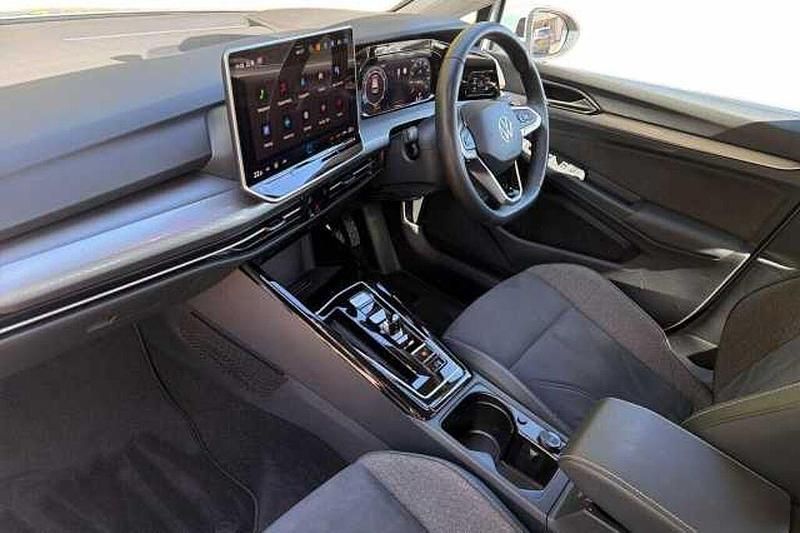 Used VW Golf VIII 150 HP (110 kW) 2025
