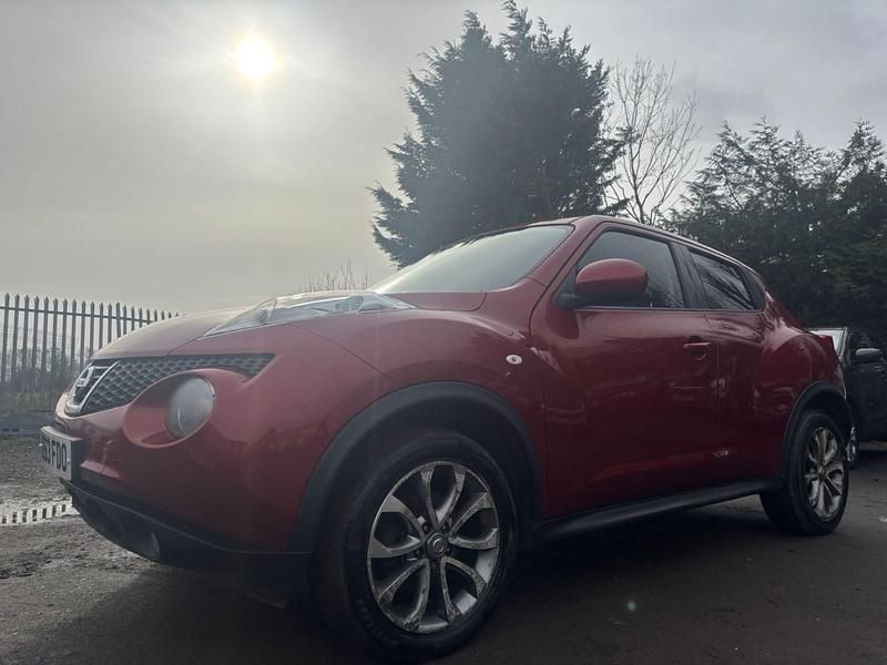 Used Nissan Juke Tekna 110 HP (80 kW) 2013 Red SUV