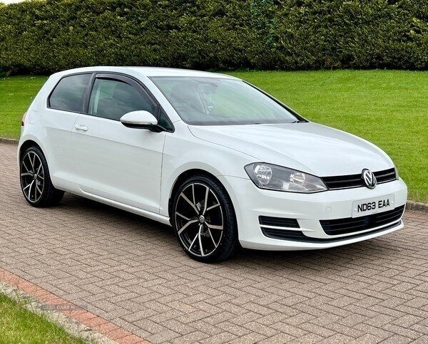 White Used 2013 VW Golf VII SE Hatchback | £6,850 (A bit pricey) - Image 1/4