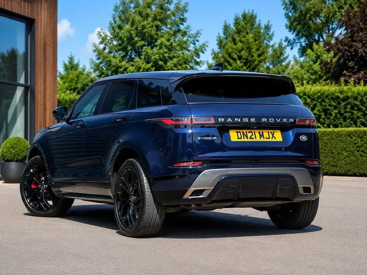 Used Land Rover Range Rover evoque SE Dynamic 2021 Blue SUV