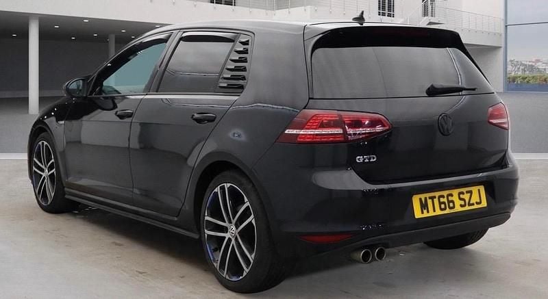 Used VW Golf VII GTD 184 HP (135 kW) 2016 Black Hatchback