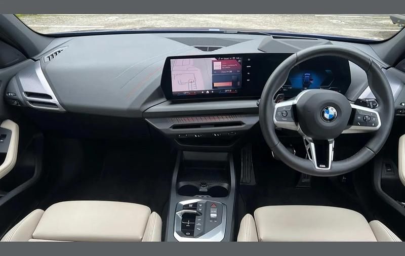 Used BMW 123 M Sport 200 HP (147 kW) 2025 Blue Hatchback