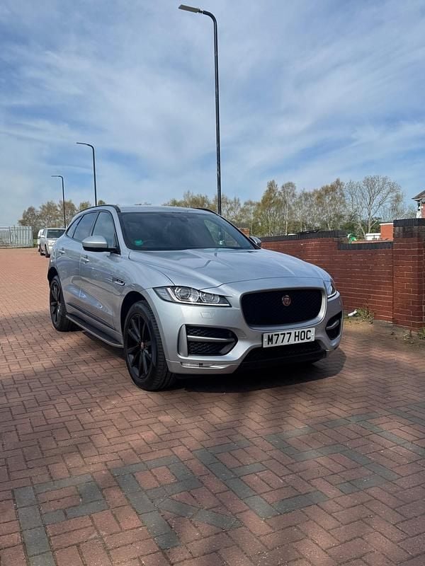 Used Jaguar F-Pace R-Sport 240 HP (176 kW) 2018 Silver SUV