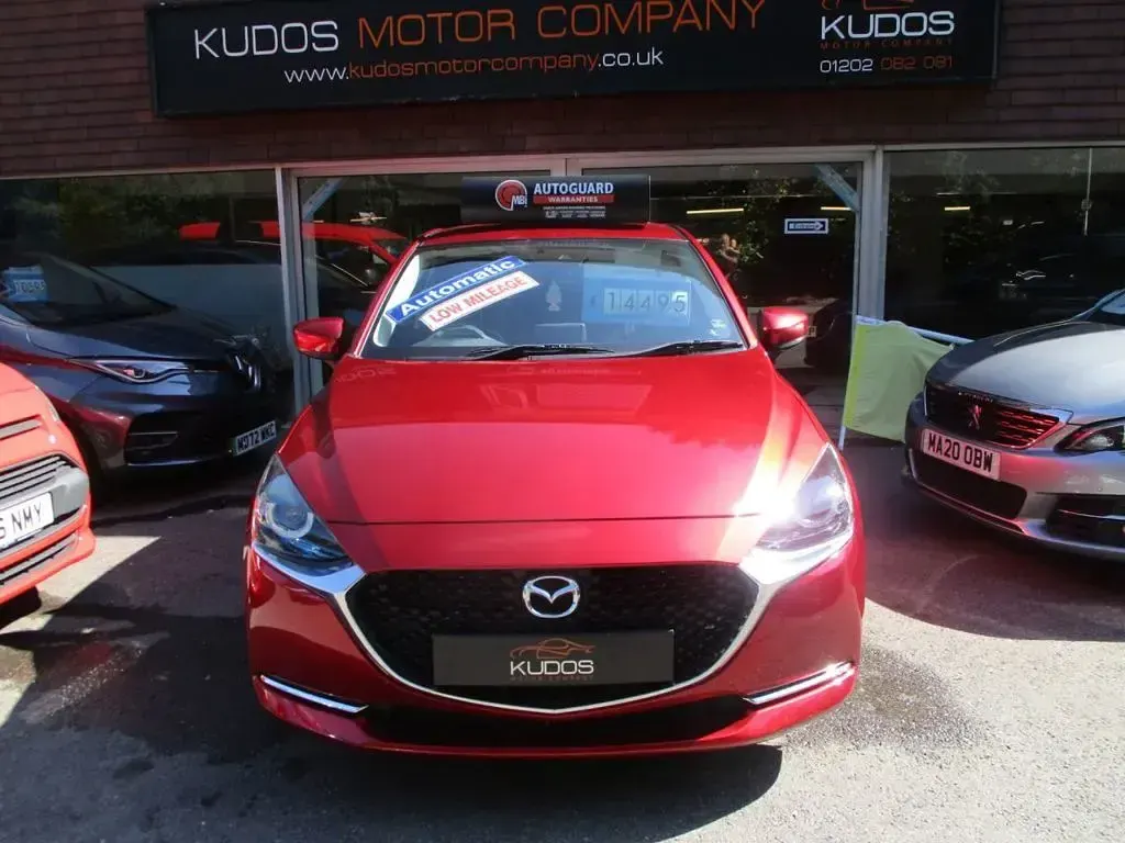 Used Mazda 2 Inclusive 90 HP (66 kW) 2022 Red Hatchback