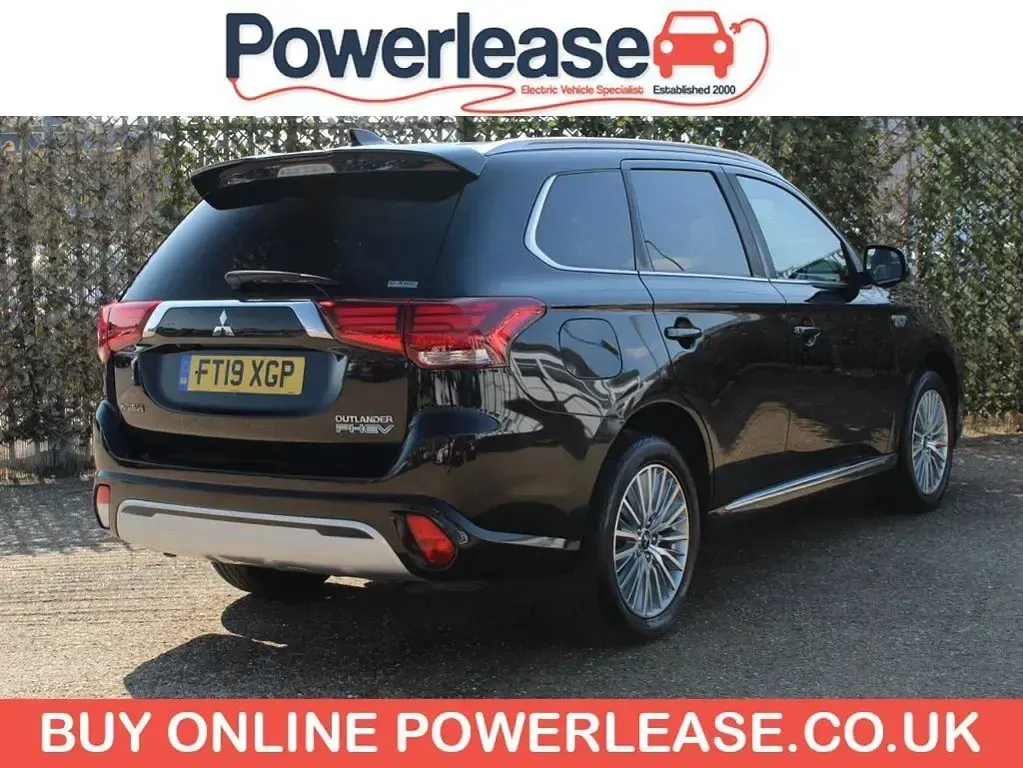 Used Mitsubishi Outlander P-HEV 2019 Black SUV