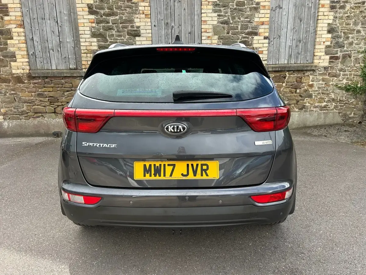Used Kia Sportage 115 HP (84 kW) 2017 Silver SUV