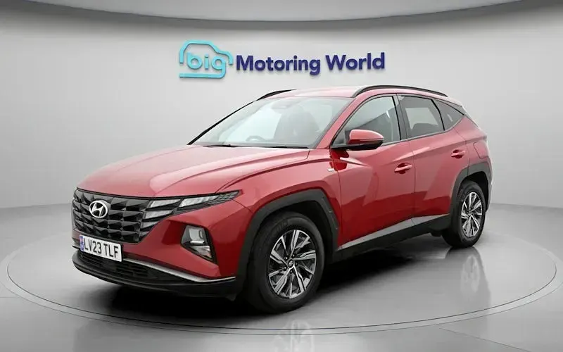 Second-hand Hyundai Tucson SE 180 CP (132 kW) 2023 Roșu SUV