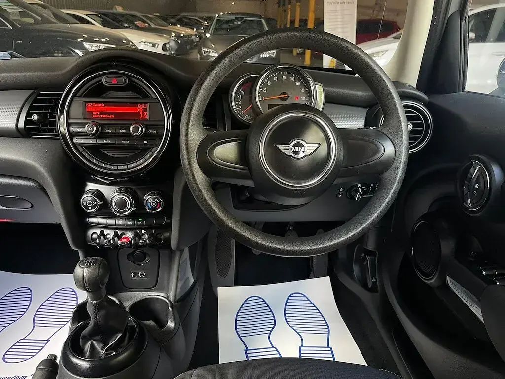 Used Mini Cooper D Hatch 116 HP (85 kW) 2017 Grey Hatchback