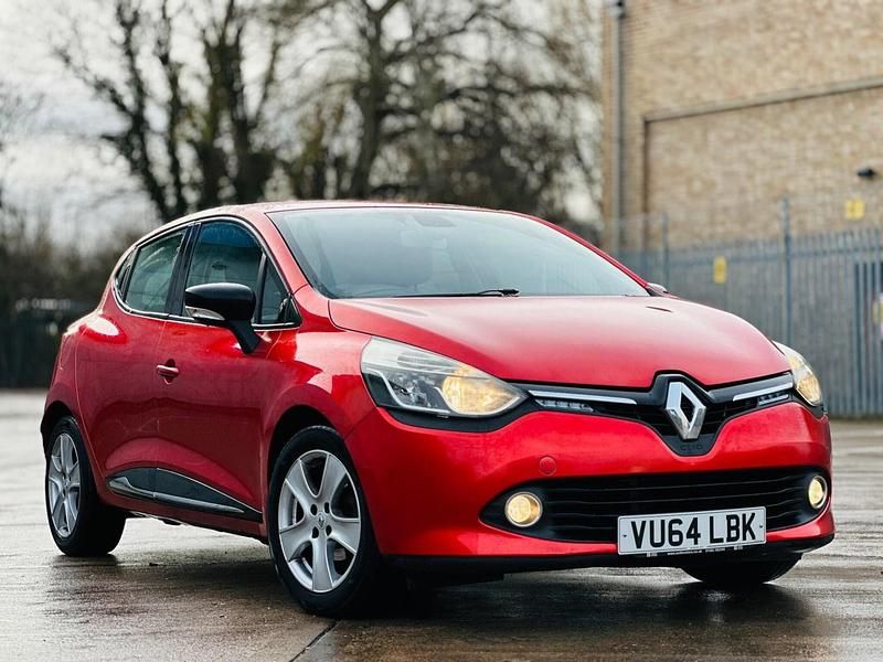 Red Used 2014 Renault Clio IV Dynamique Hatchback | £3,295 (Good price) - Image 1/4