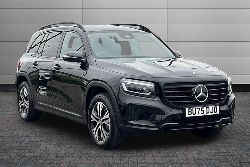Cosmos black New 2025 Mercedes GLB200 Executive SUV | £36,395 (Fair price) - Image 1/4