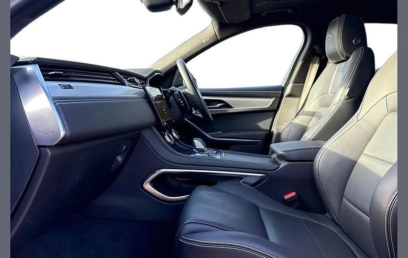 Used Jaguar F-Pace R-Dynamic 200 HP (147 kW) 2023 Red SUV