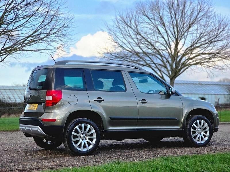 Used Skoda Yeti SE 2015 Green SUV