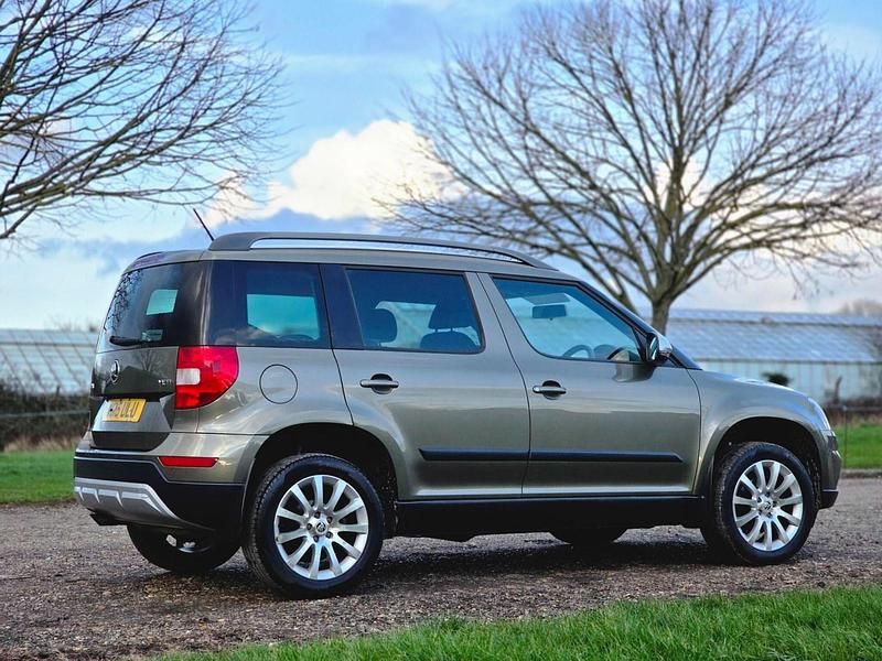 Used Skoda Yeti SE 2015 Green SUV