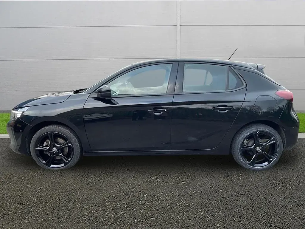 Second-hand Vauxhall Corsa 100 CP (73 kW) 2023 Negru Hatchback