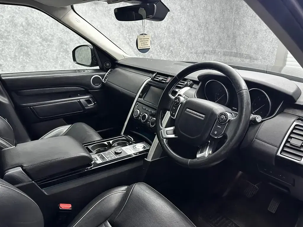 Used Land Rover Discovery HSE Luxury 258 HP (189 kW) 2017 Grey SUV