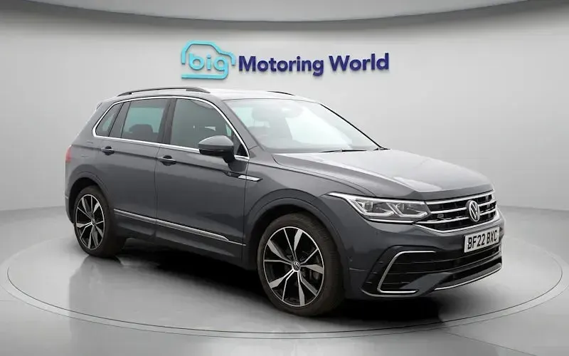 Second-hand VW Tiguan R-line 200 CP (147 kW) 2022 Gri SUV