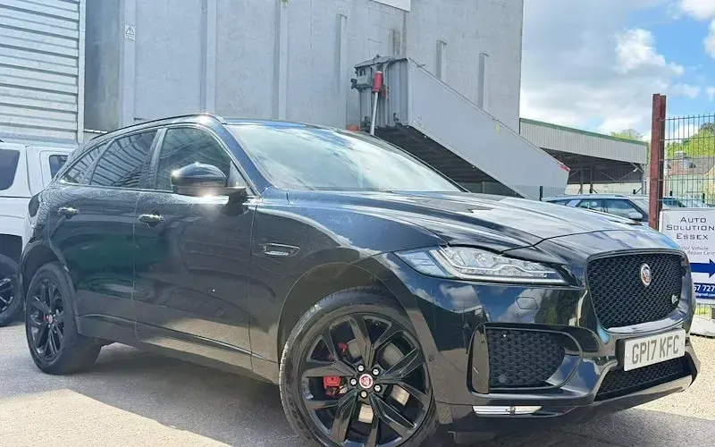 Usado Jaguar F-Pace Supercharged 381 HP (280 kW) 2017 SUV