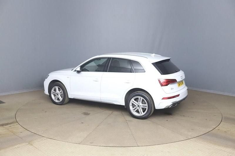 Used Audi Q5 S-Line 268 HP (197 kW) 2024 White SUV