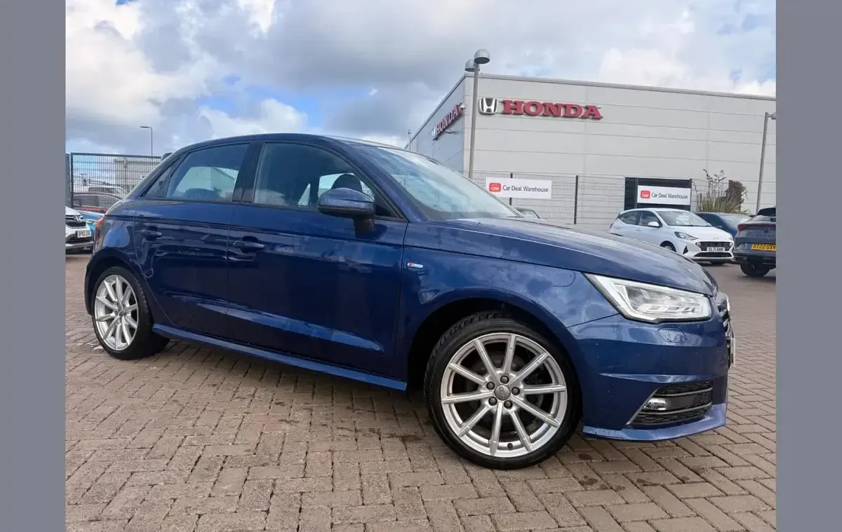 Used Audi A1 S-Line 123 HP (90 kW) 2018 Blue Hatchback