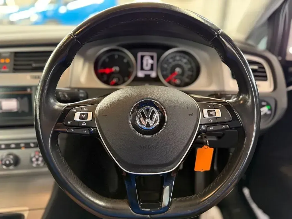 Used VW Golf VII Edition 110 HP (80 kW) 2016 Black Hatchback