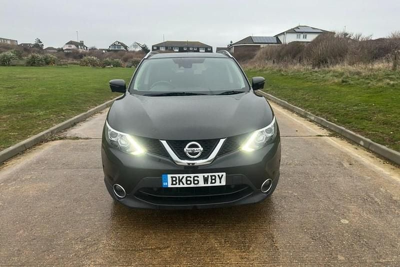 Used Nissan Qashqai Tekna 2016 Black SUV