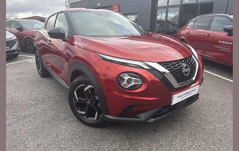 Red Used 2022 Nissan Juke N-Connecta SUV | £15,490 (Fair price) - Image 1/4