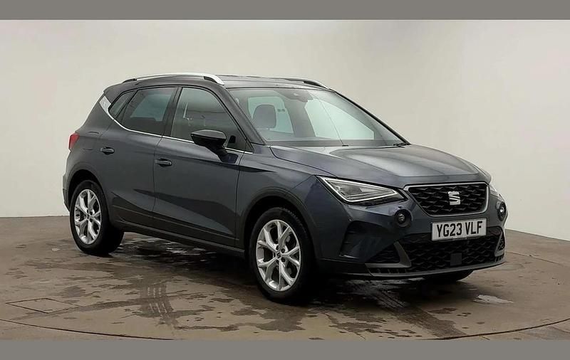 Grey Used 2023 Seat Arona FR SUV | £14,995 (Fair price) - Image 1/4