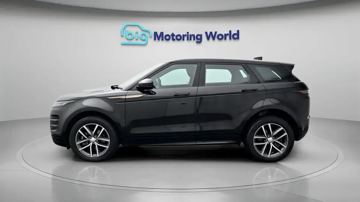 Używany Land Rover Range Rover evoque SE Dynamic 309 KM (227 kW) 2023 Czarny SUV