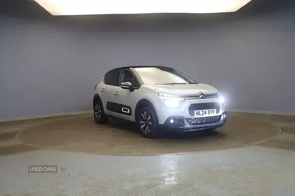 Używany Citroën C3 PureTech 2024 Szary Hatchback