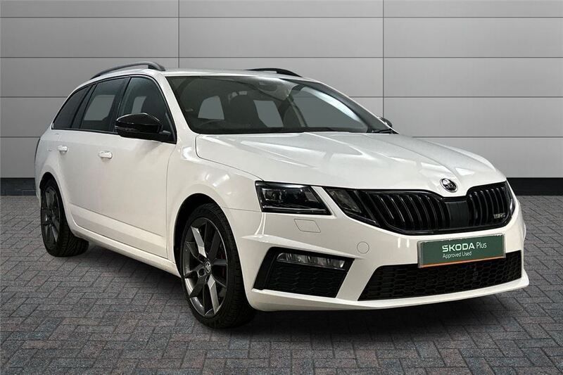 White Used 2019 Skoda Octavia vRS Estate | £20,750 (Expensive) - Image 1/4