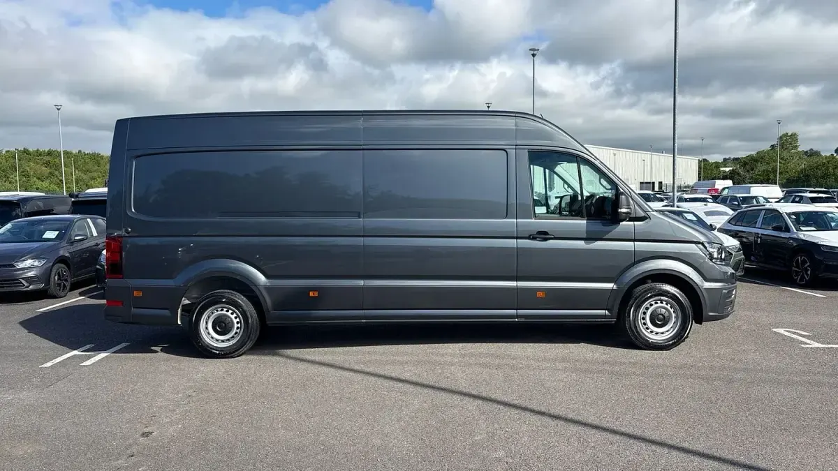 New VW Crafter 140 HP (102 kW) 2026 Grey Van