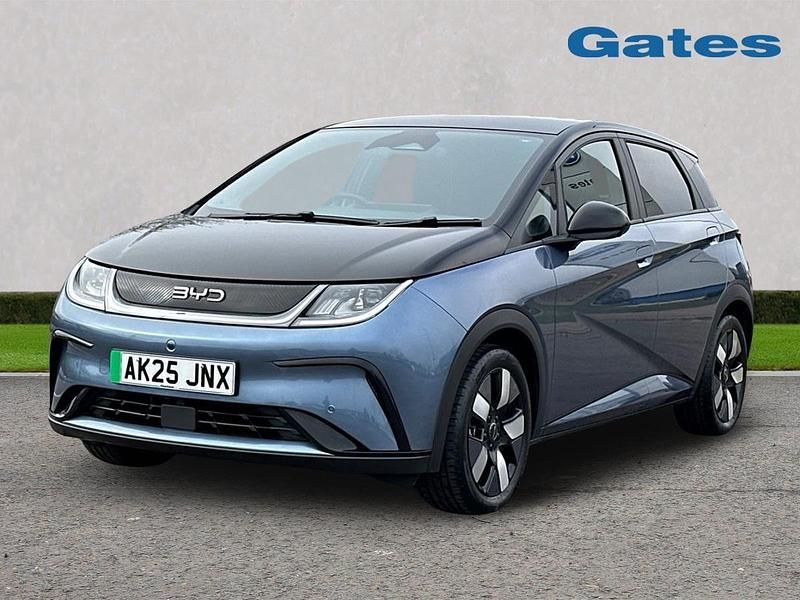 Used BYD Dolphin Design 150 kW (204 HP) 2025 Black/grey Hatchback