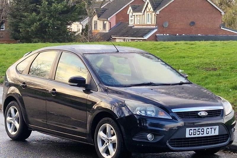 Black Used 2010 Ford Focus Zetec Hatchback | £1,695 (Fair price) - Image 1/1